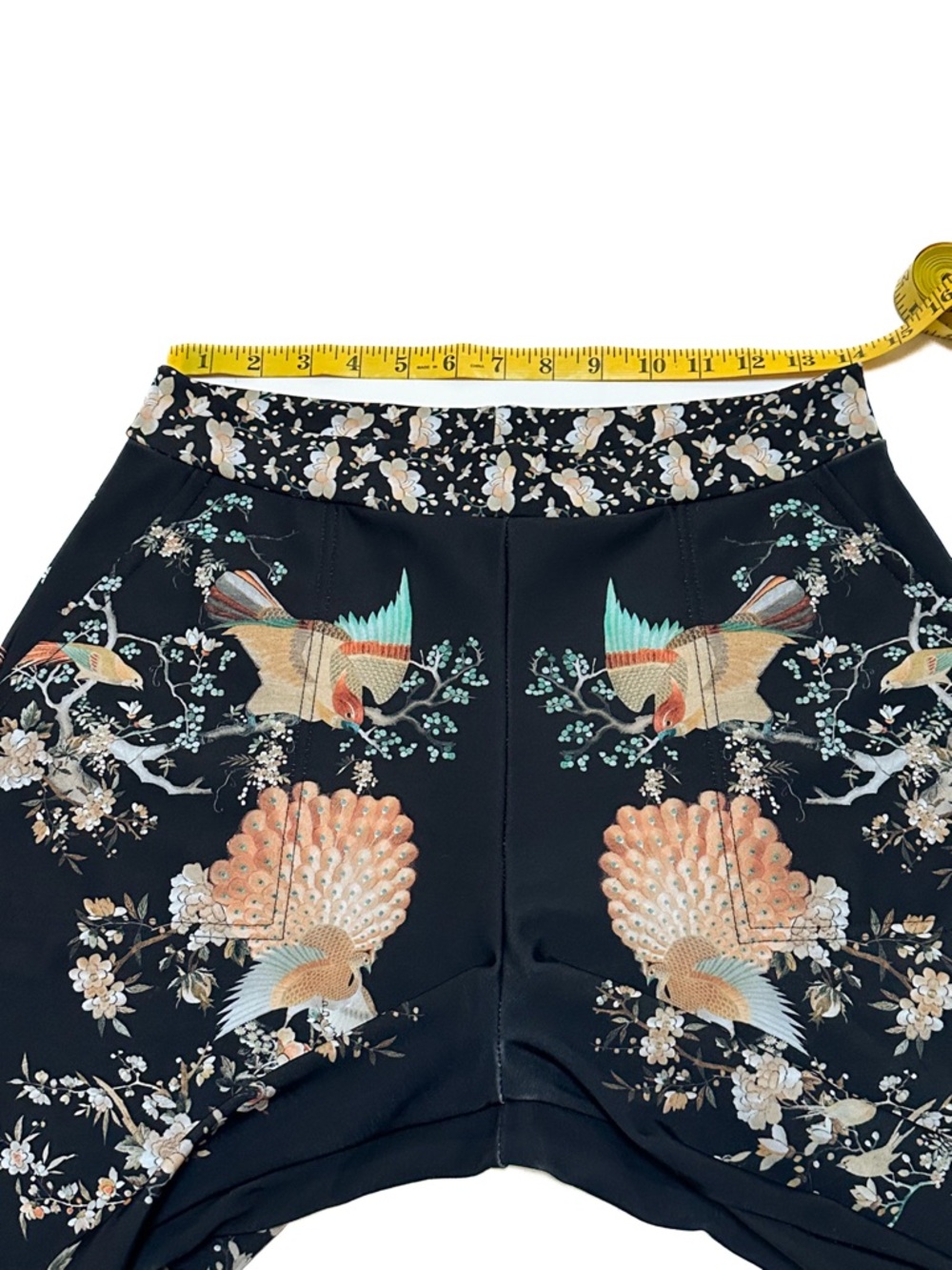 BlackMilk the Vault Collection Coromandel Screen Cuffed Pants Limited Edition - Picture 9 of 10